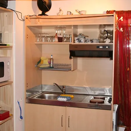 La Hutte *